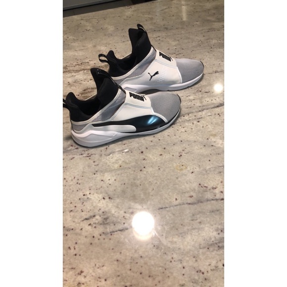 Puma Sneakers - Picture 3 of 4